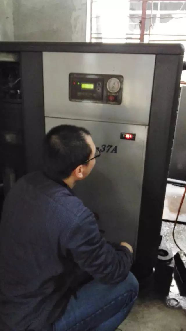 上海碩吉電動機(jī)保護(hù)器在空壓機(jī)上的運(yùn)用